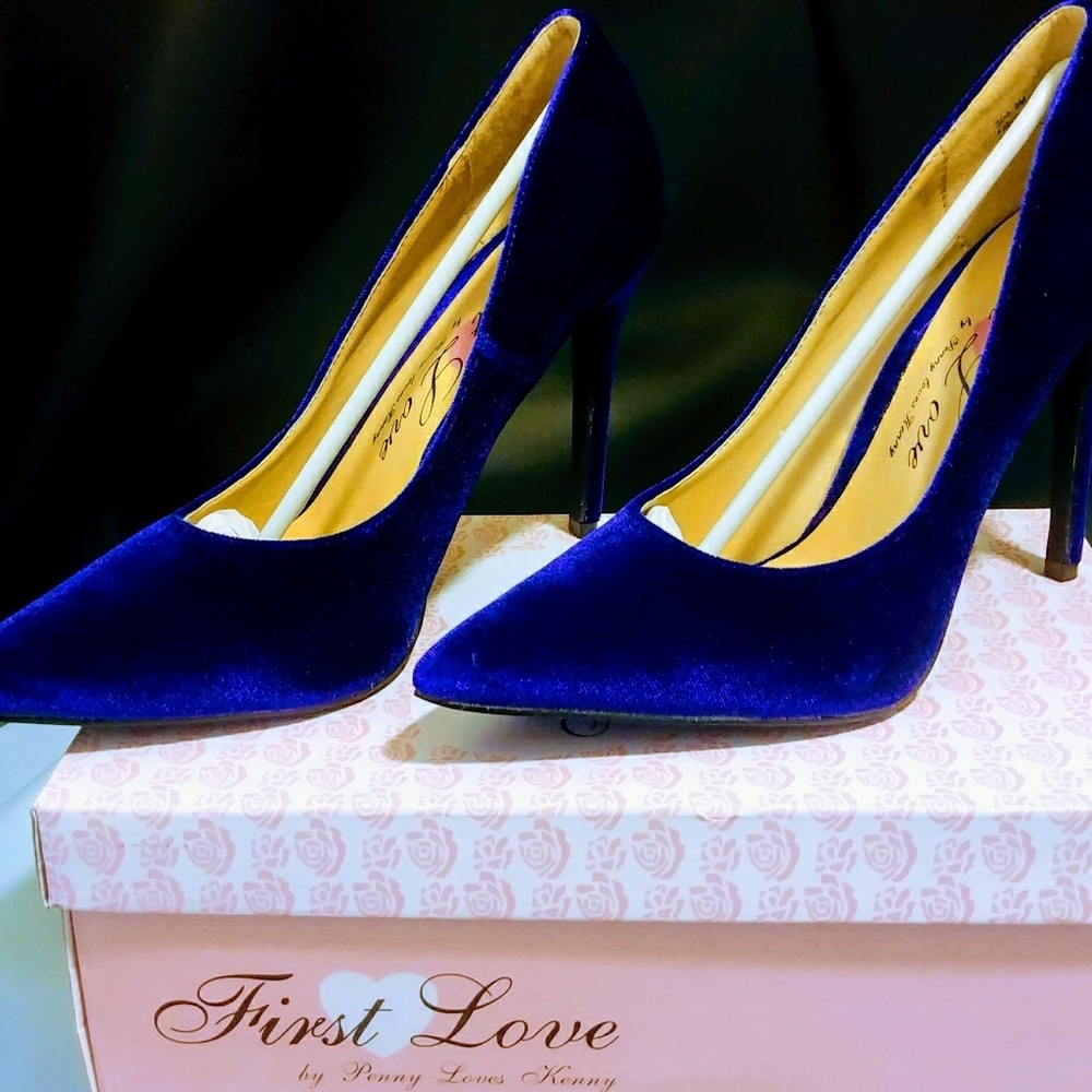 Don't step on my Blue Suede Shoes